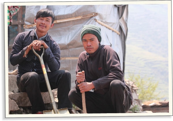 Pan Kapil Grunung přišel při zemětřesení v Nepálu o všechno. Pomohl mu Skutečný dárek | Skutečný dárek