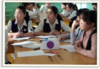 Pomáháme učitelům a žákům v Mongolsku vidět svět z jiné perspektivy | Skutečný dárek